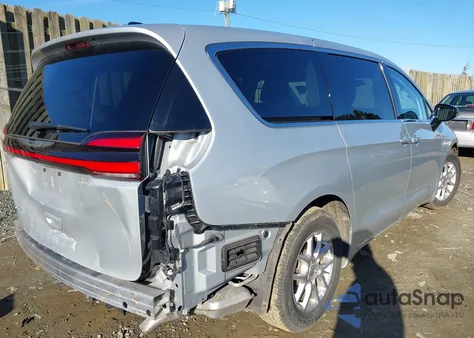 2024 Chrysler Pacifica Touring L z USA, uszkodzony, nr VIN 2C4RC1BG9RR144325